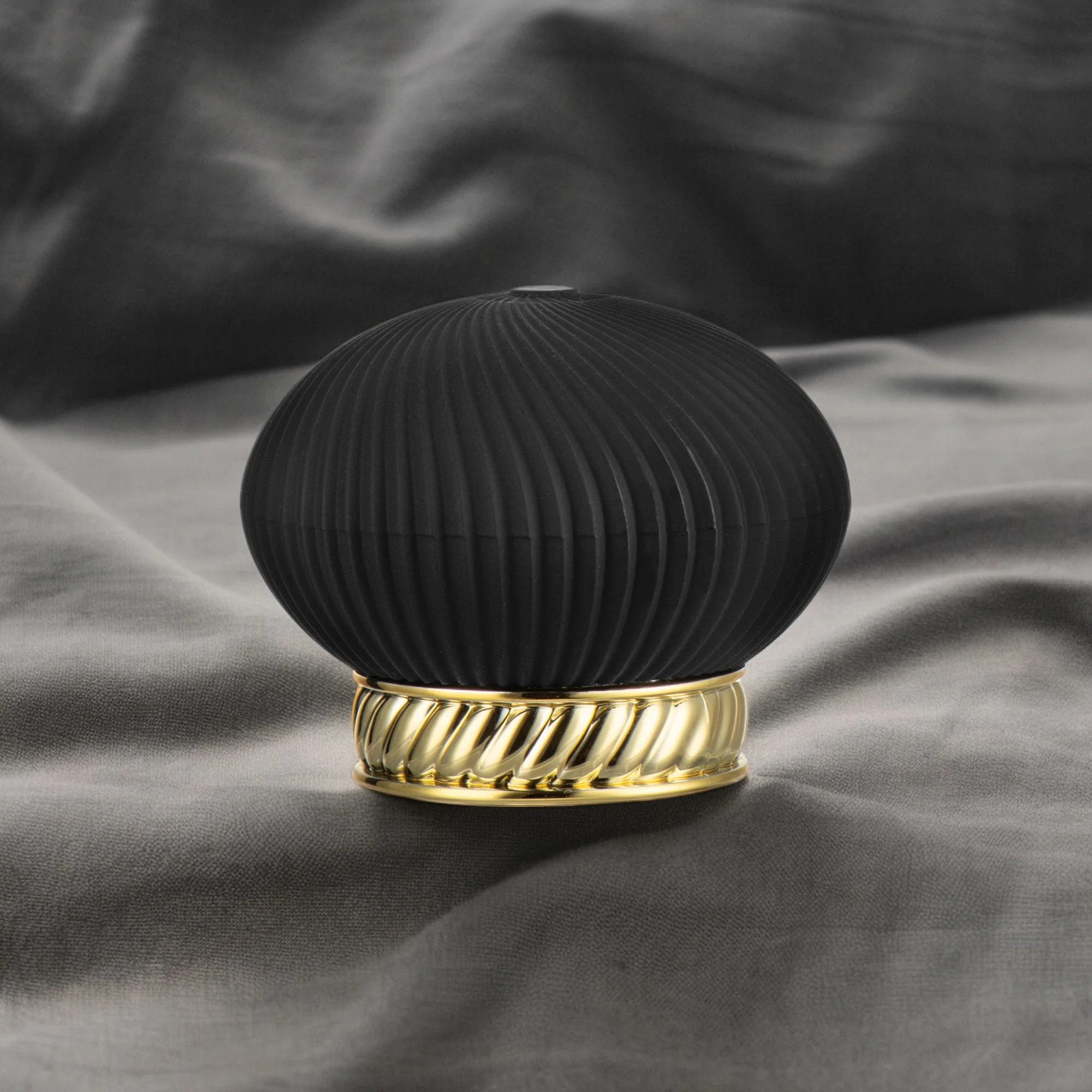 Otto Perfume Cap view 2