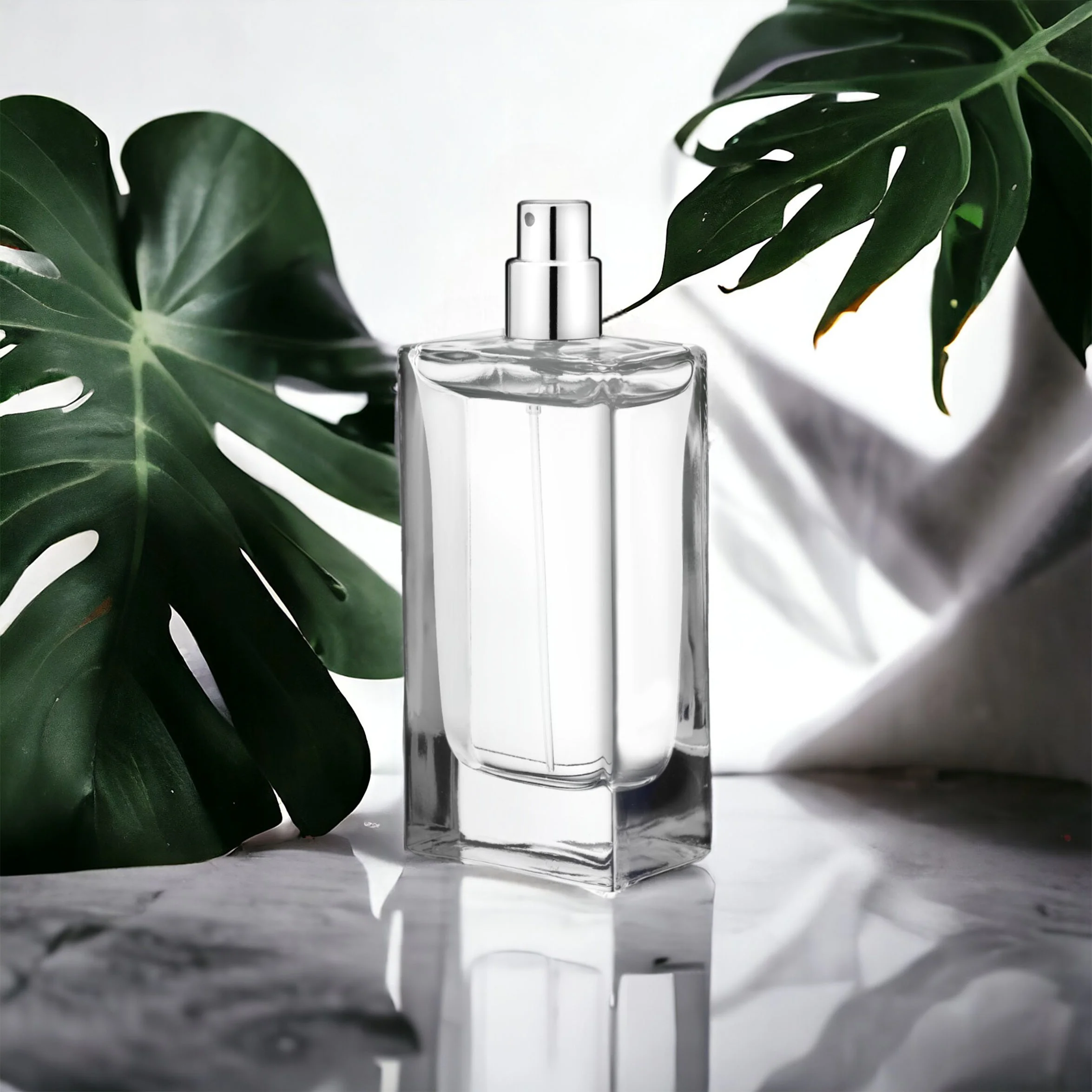 Moon Perfume Bottle 50 ml view 2