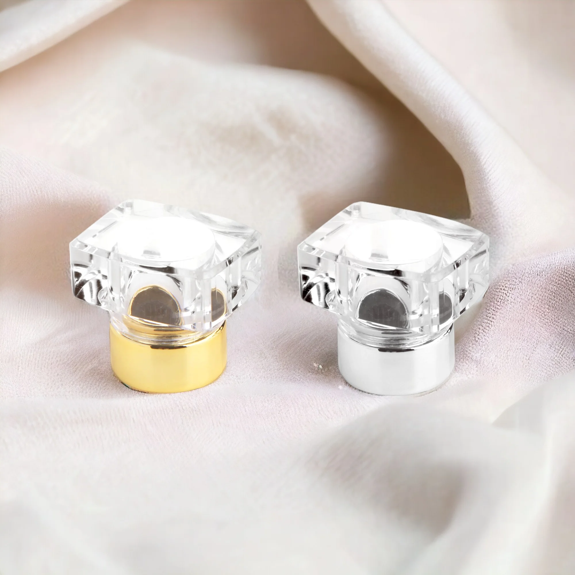 Crown Perfume Cap view 2