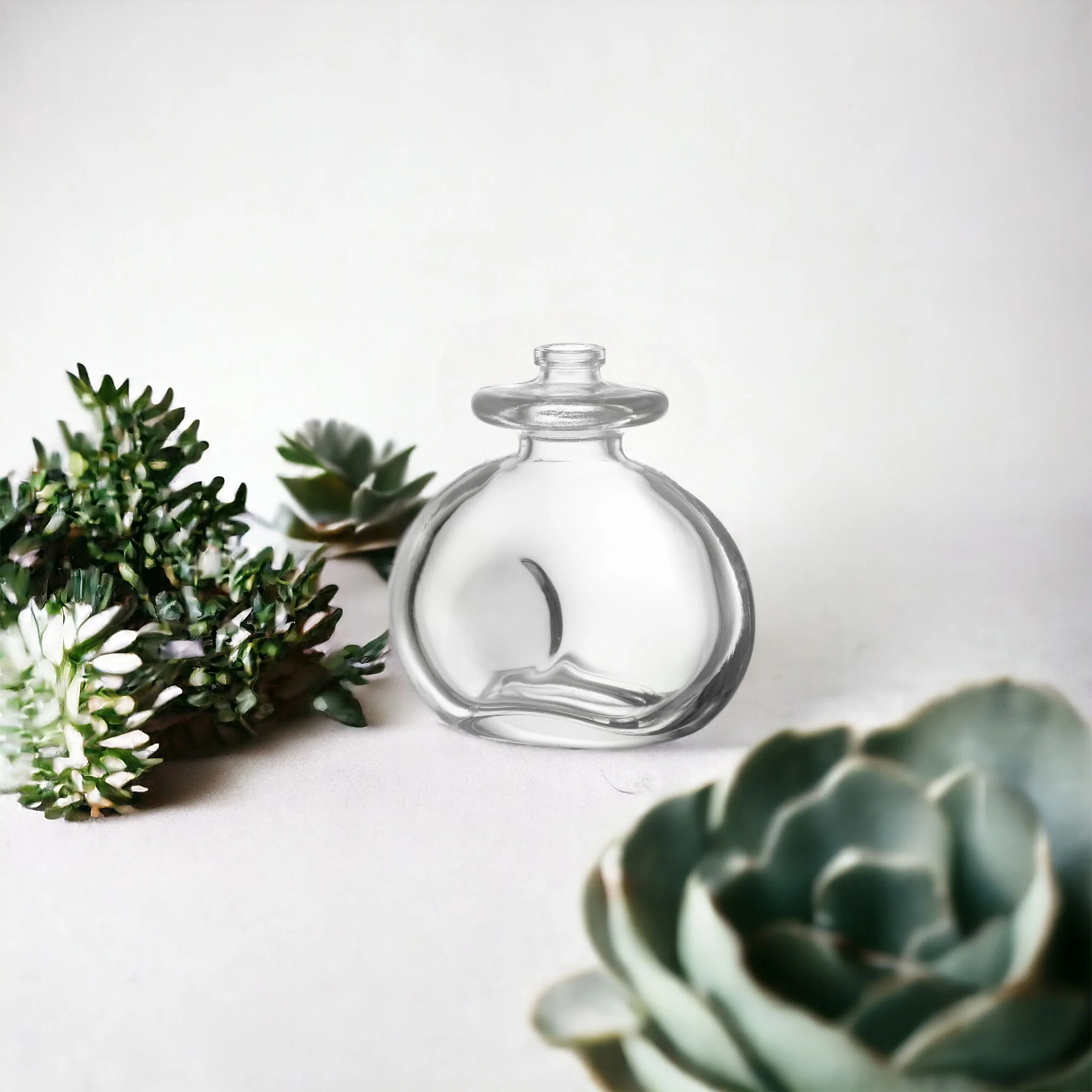 Fleur Perfume Bottle view 2