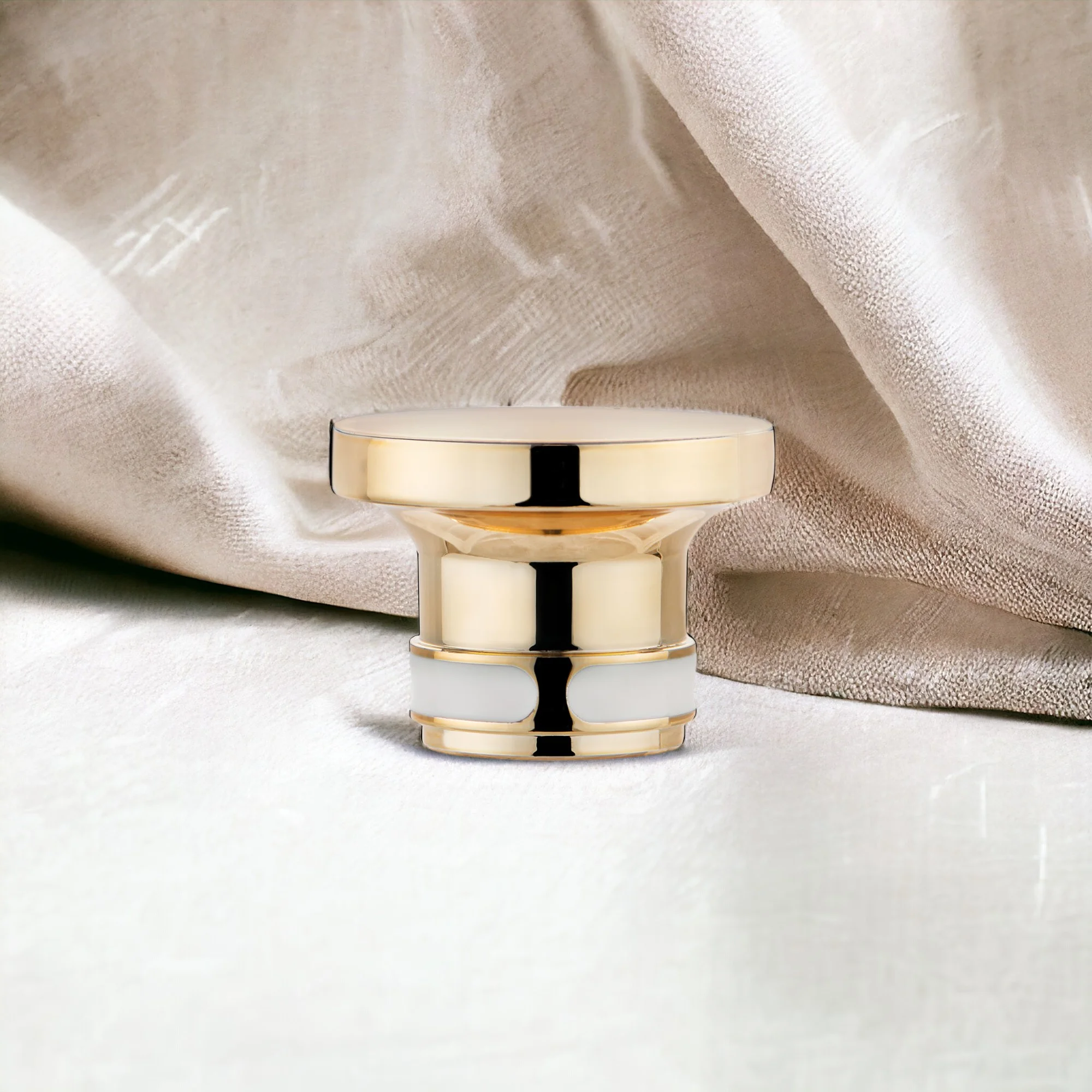 Muse Perfume Cap view 2