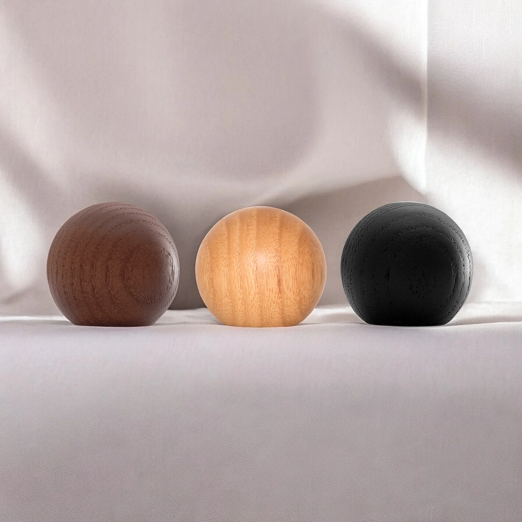 W Ball Perfume Cap view 2
