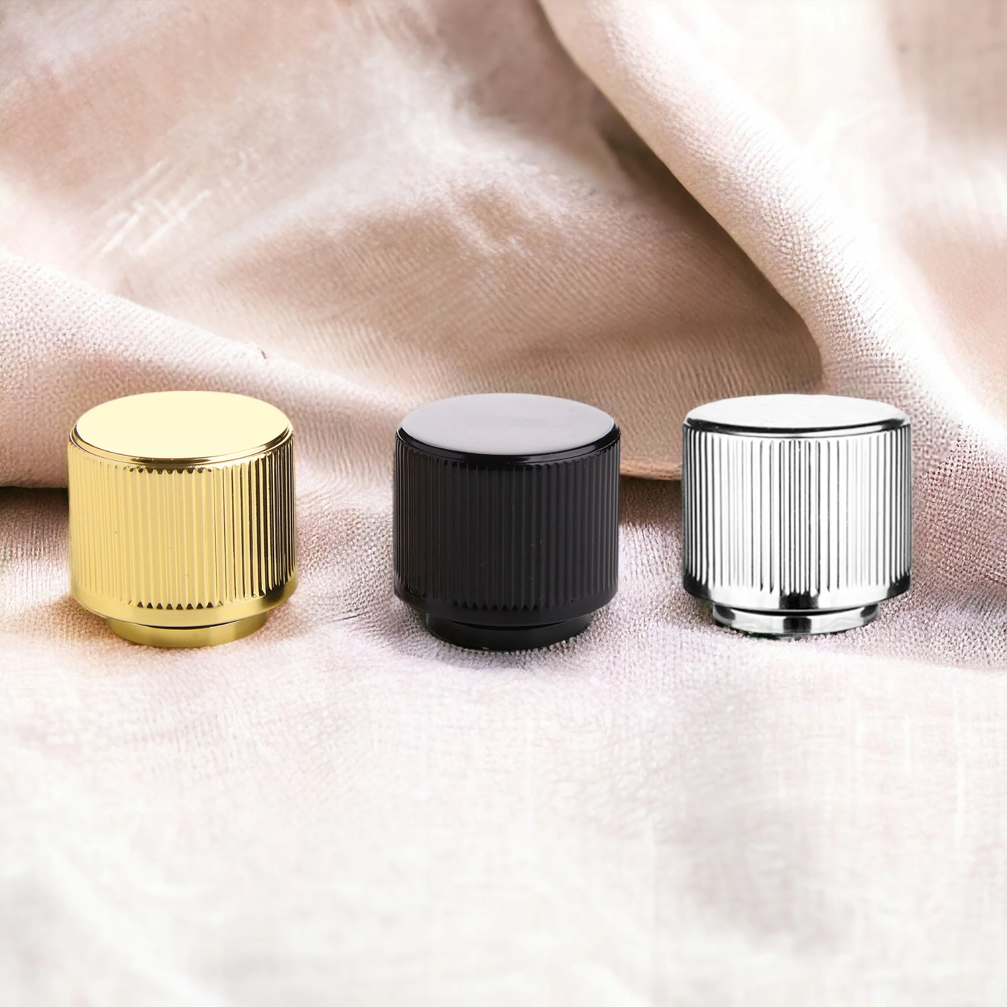 Dream Kapak Perfume Cap view 2