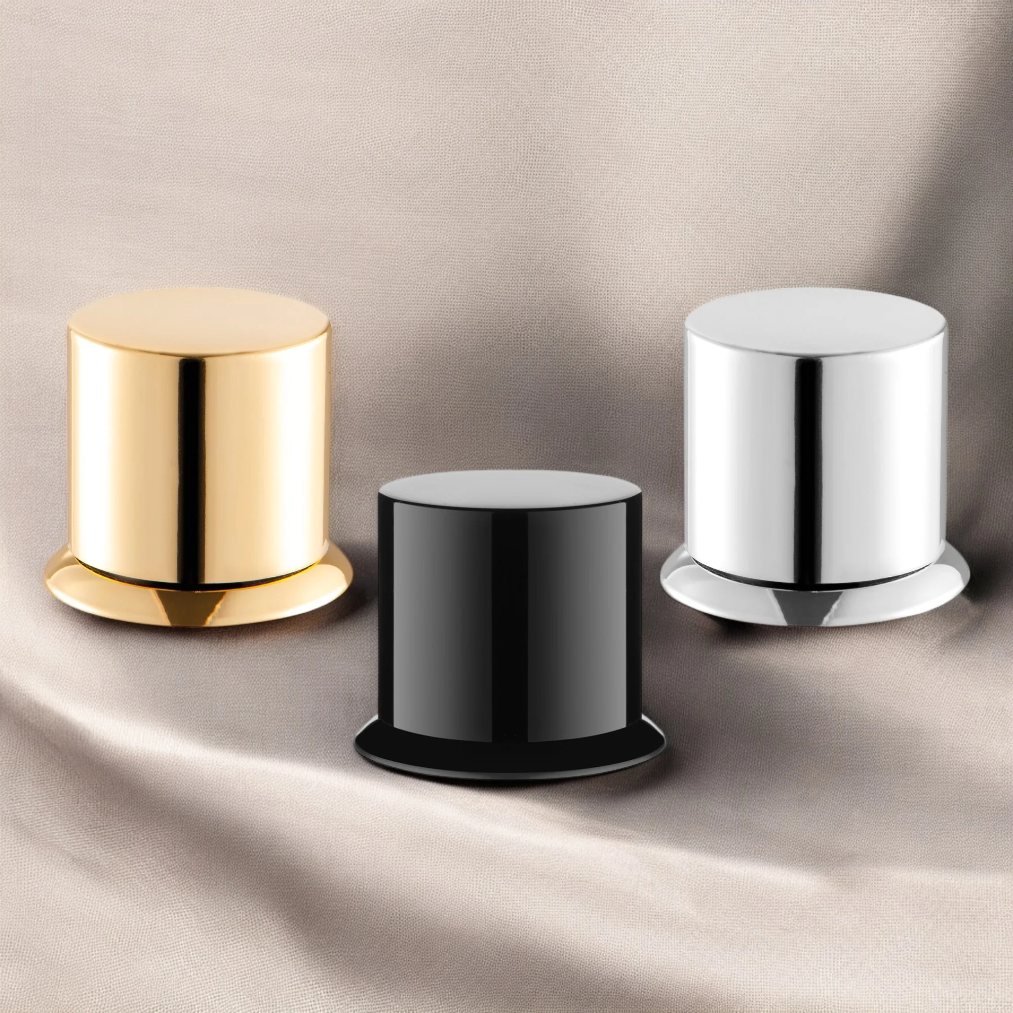 Visca Perfume Cap view 2