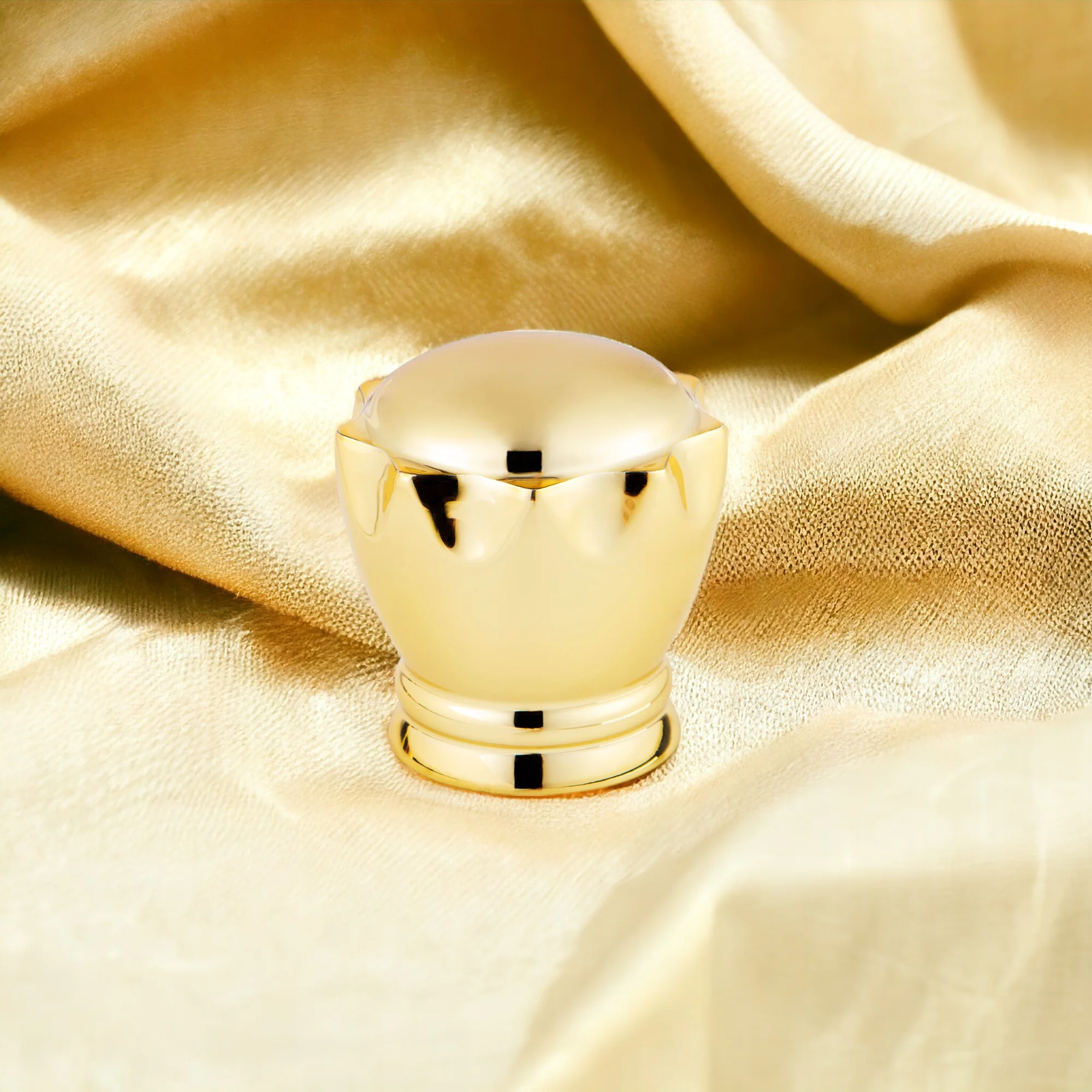 Princess Perfume Cap view 2