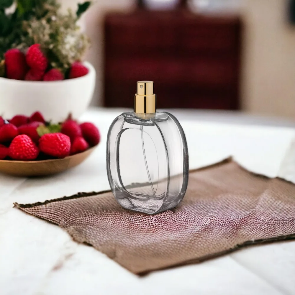 Charm Perfume Bottle 50 ml view 2